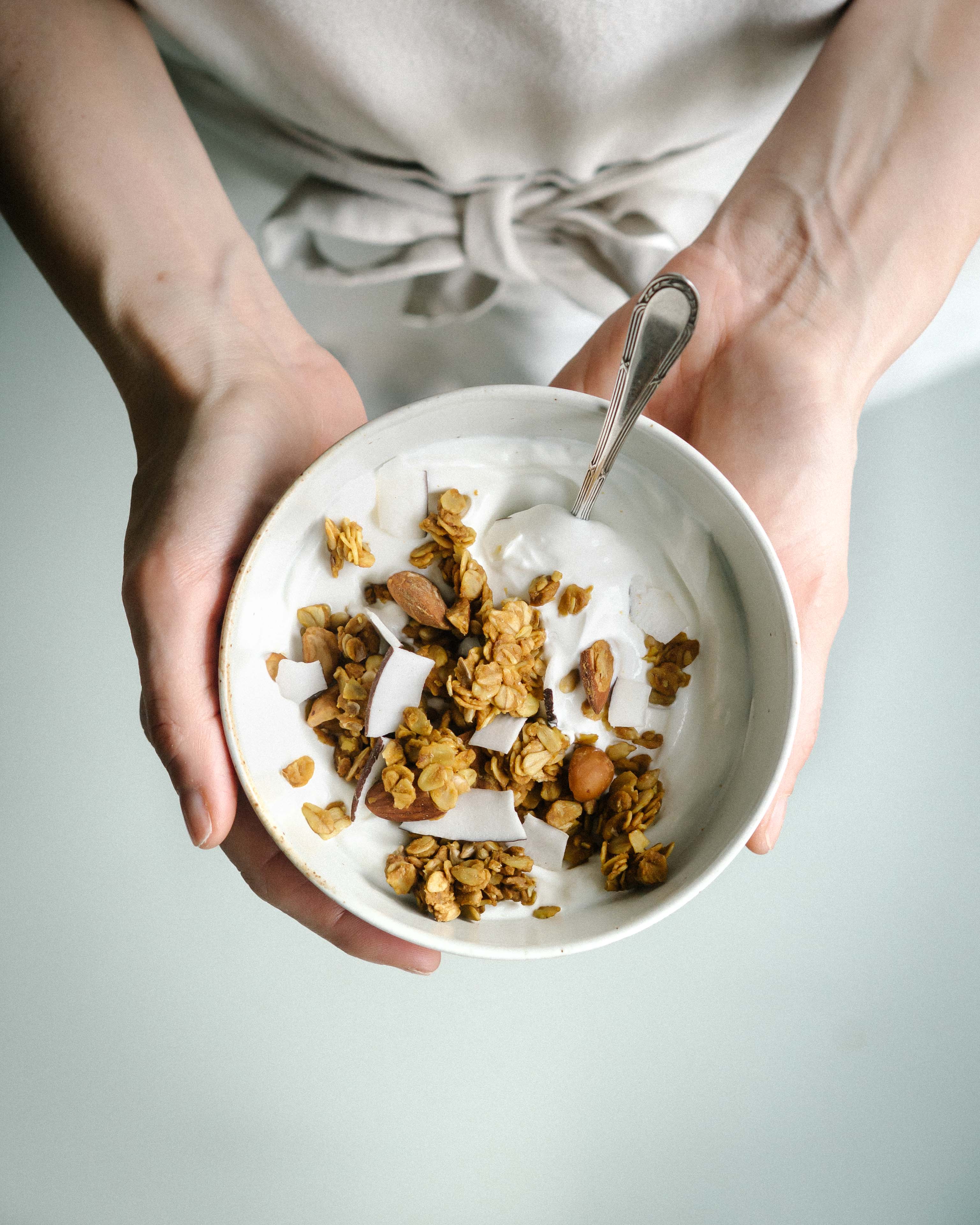 THE TINY FACTORY Granola GRANOLA mit Kurkuma & Kokos - limitiert