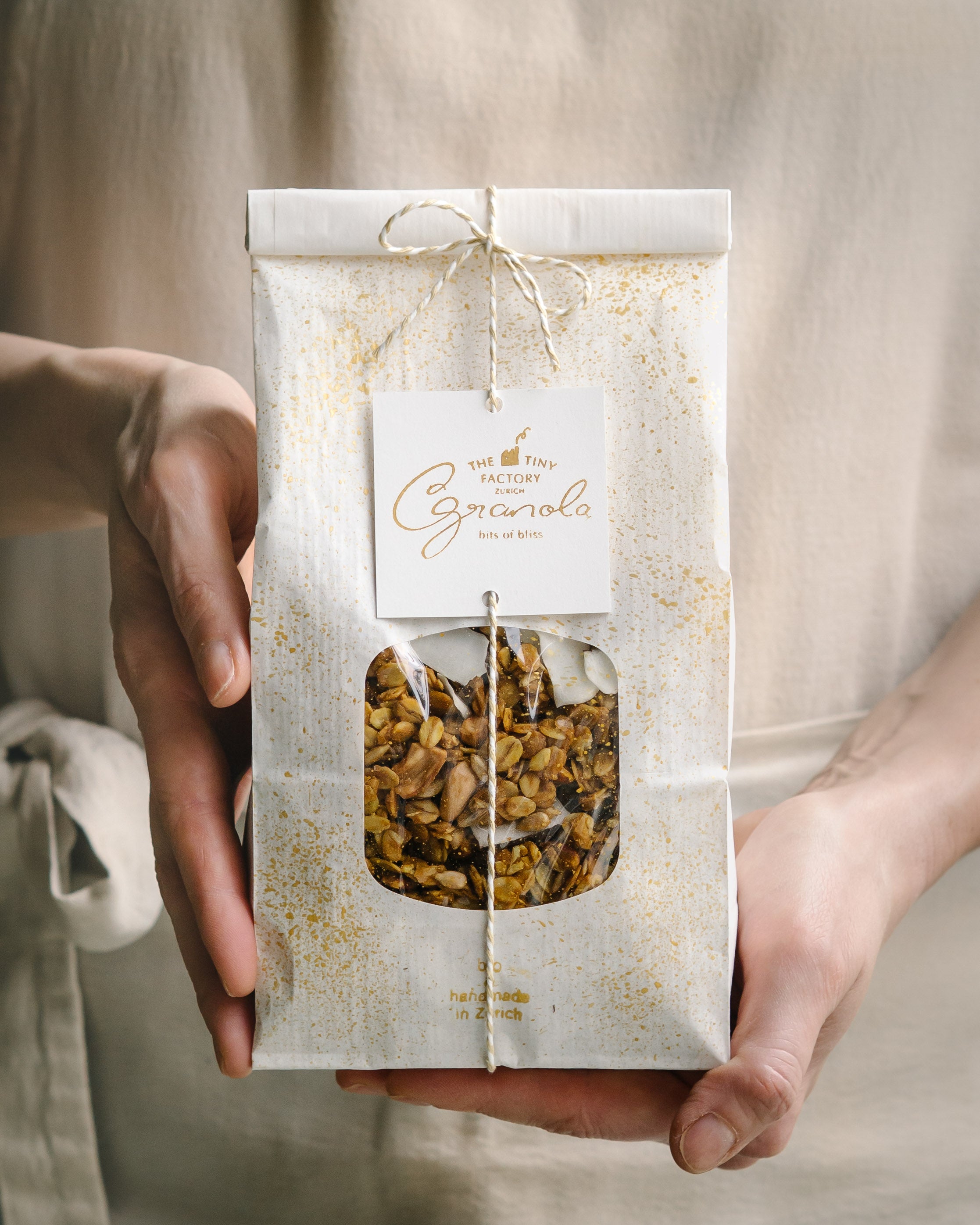 THE TINY FACTORY Granola GRANOLA mit Kurkuma & Kokos - limitiert