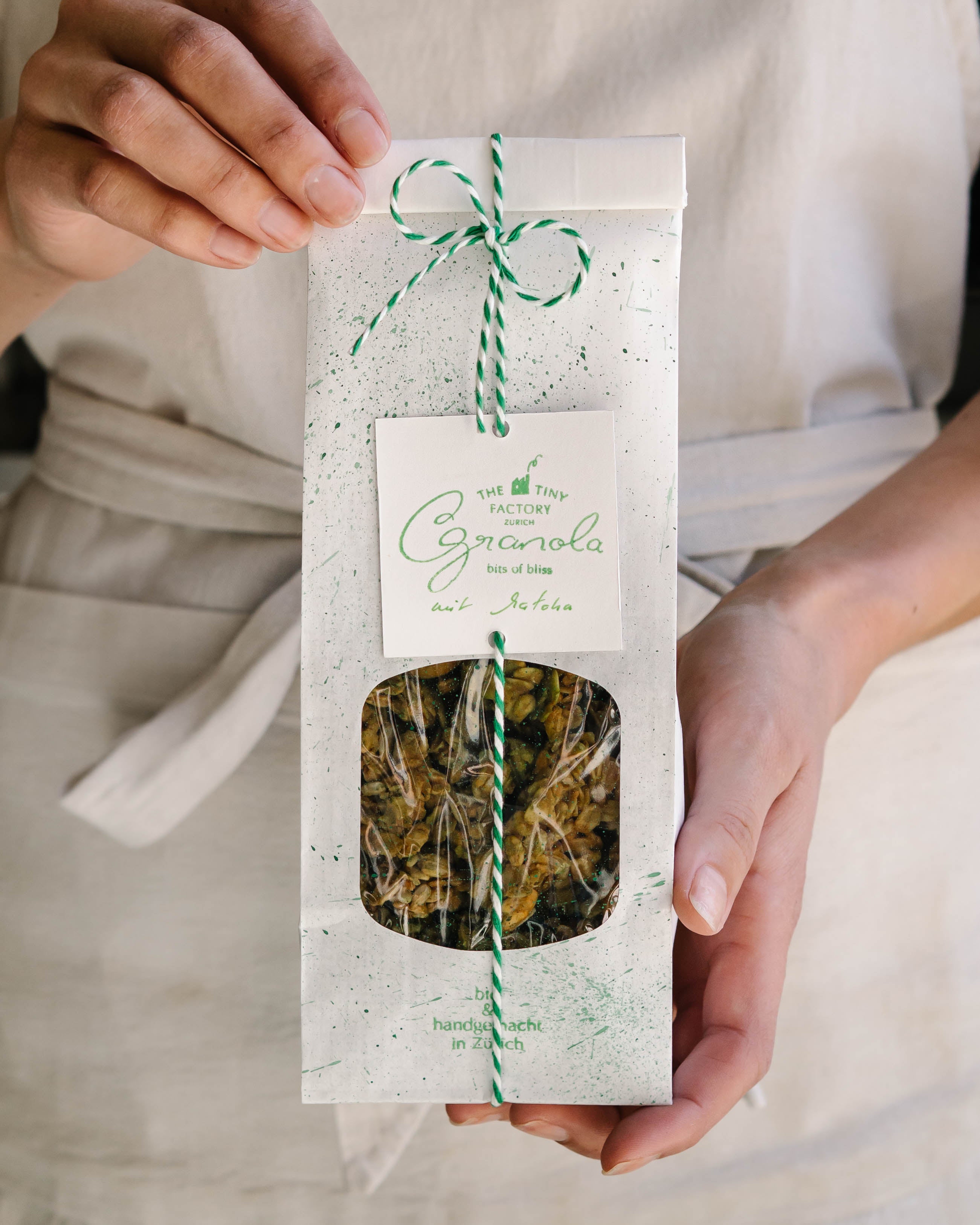 Frühlingsgranola mit Matcha