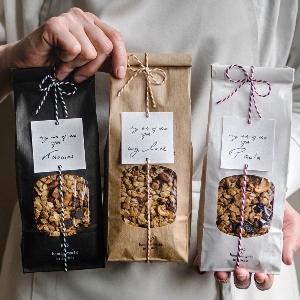 THE TINY FACTORY PERSONALISIERTE VERPACKUNG