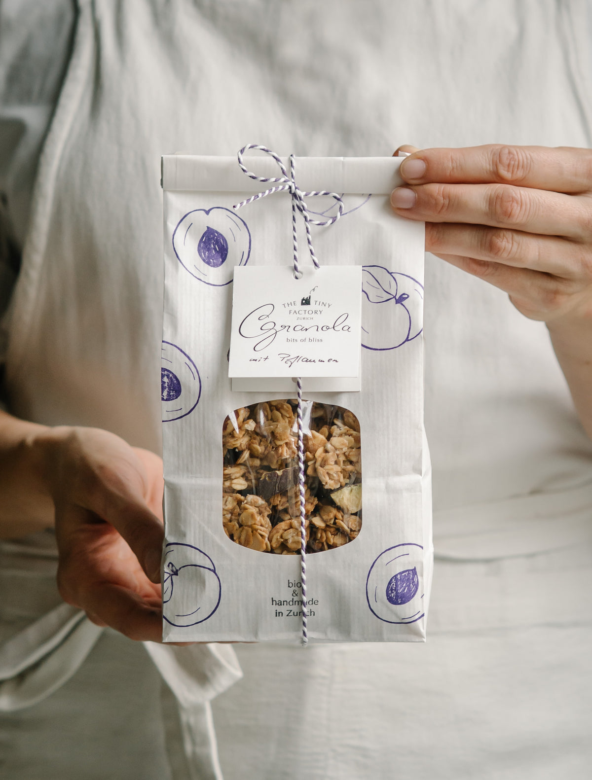 THE TINY FACTORY Granola GRANOLA mit gefriergetrockneten Pflaumen - limitiert