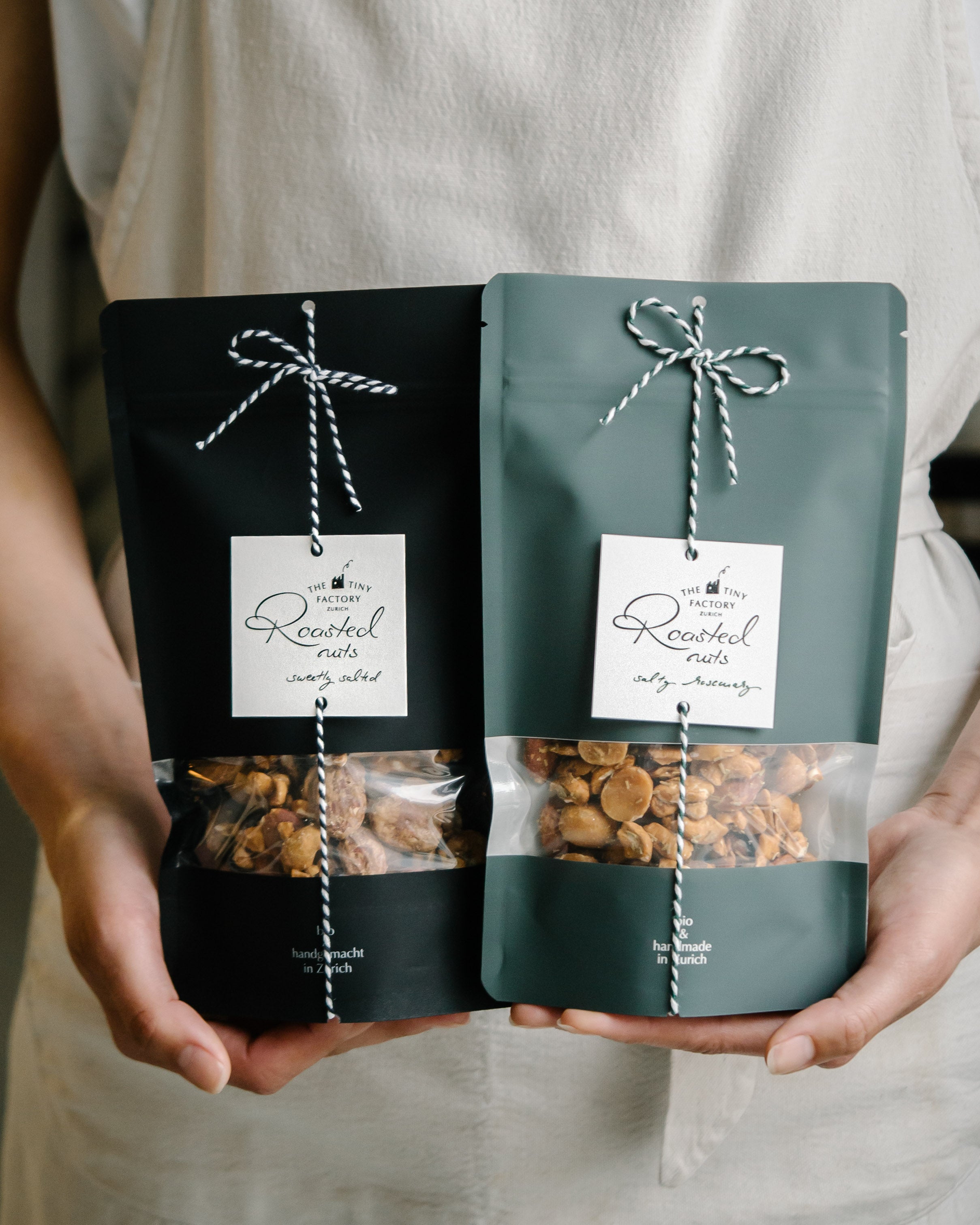 ROASTED NUTS sweetly salted